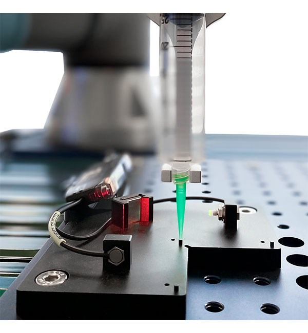 What is the difference between robot repeatability and absolute positioning accuracy? On-site judgment methods